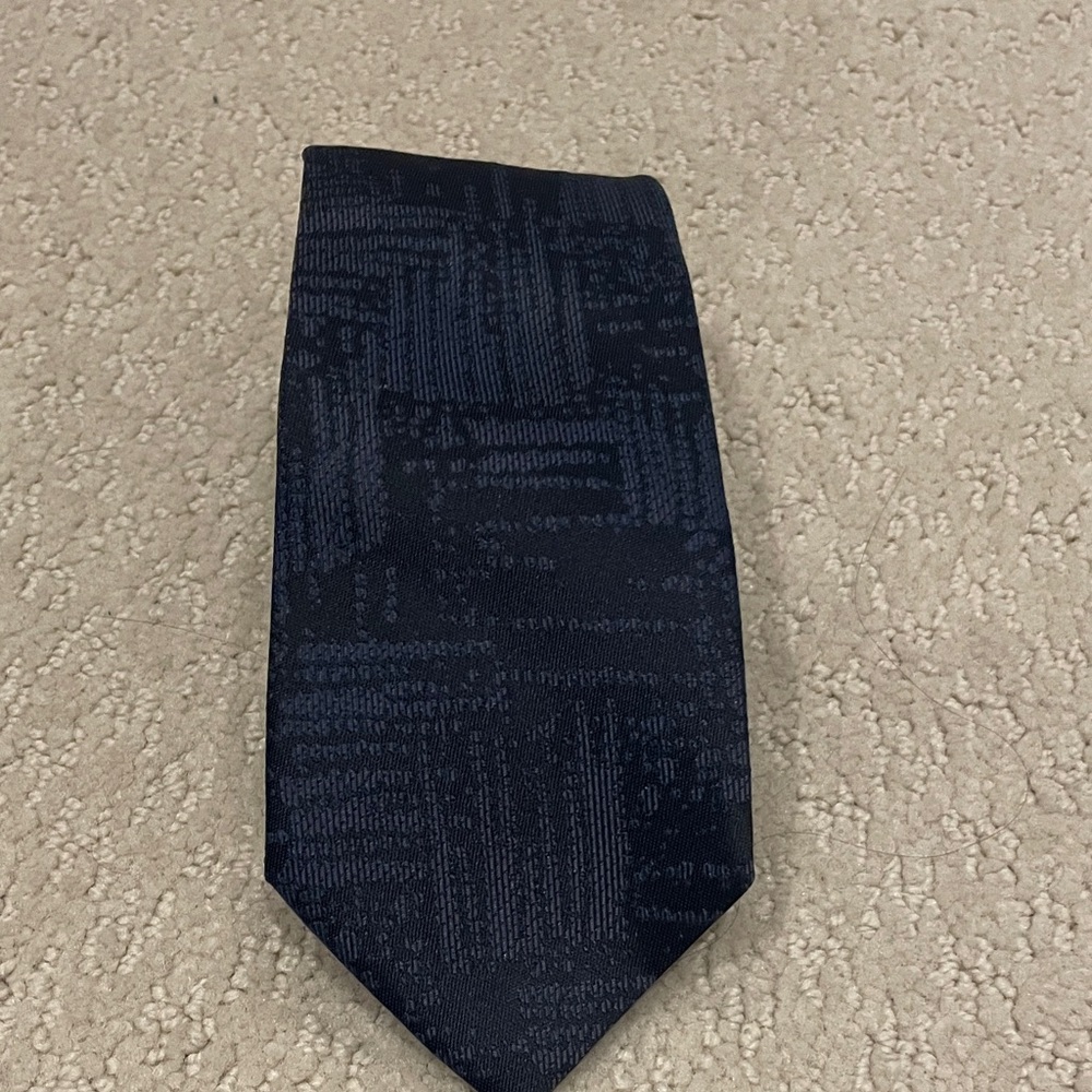 Armani Collezioni Navy Patterned Tie CB